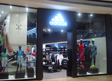 adidas_q | Mega Mall